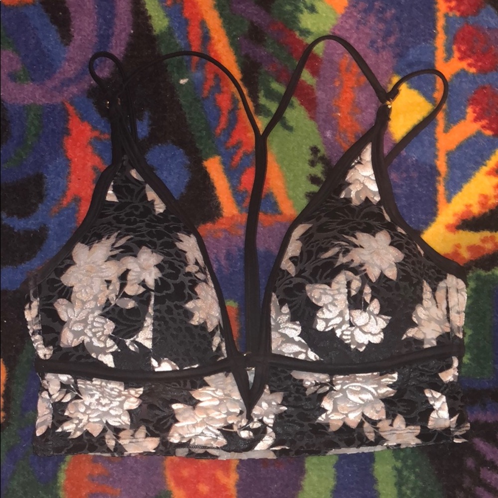 VS Bra